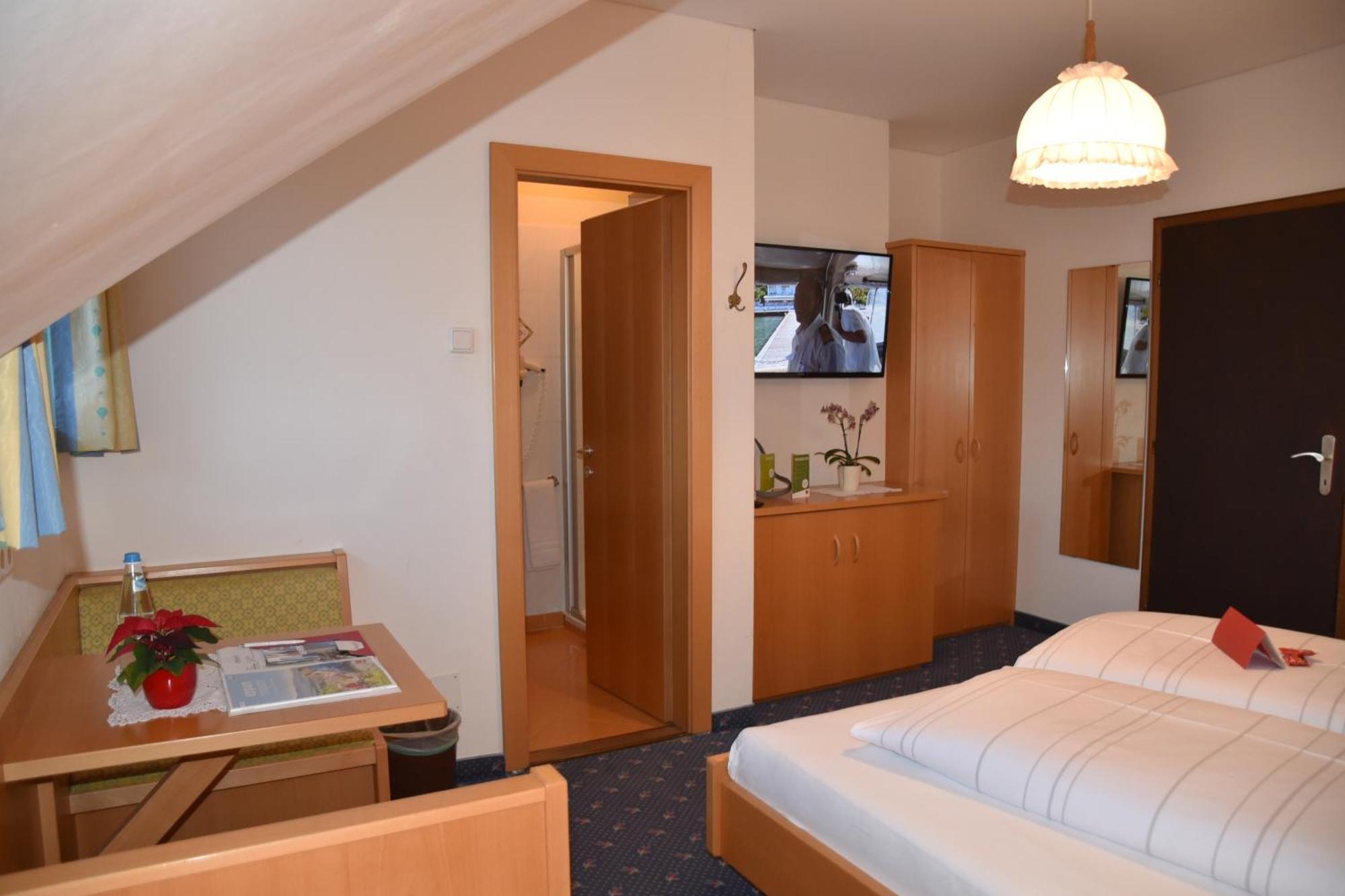 Hotel Angerburg Blumenhotel 3*